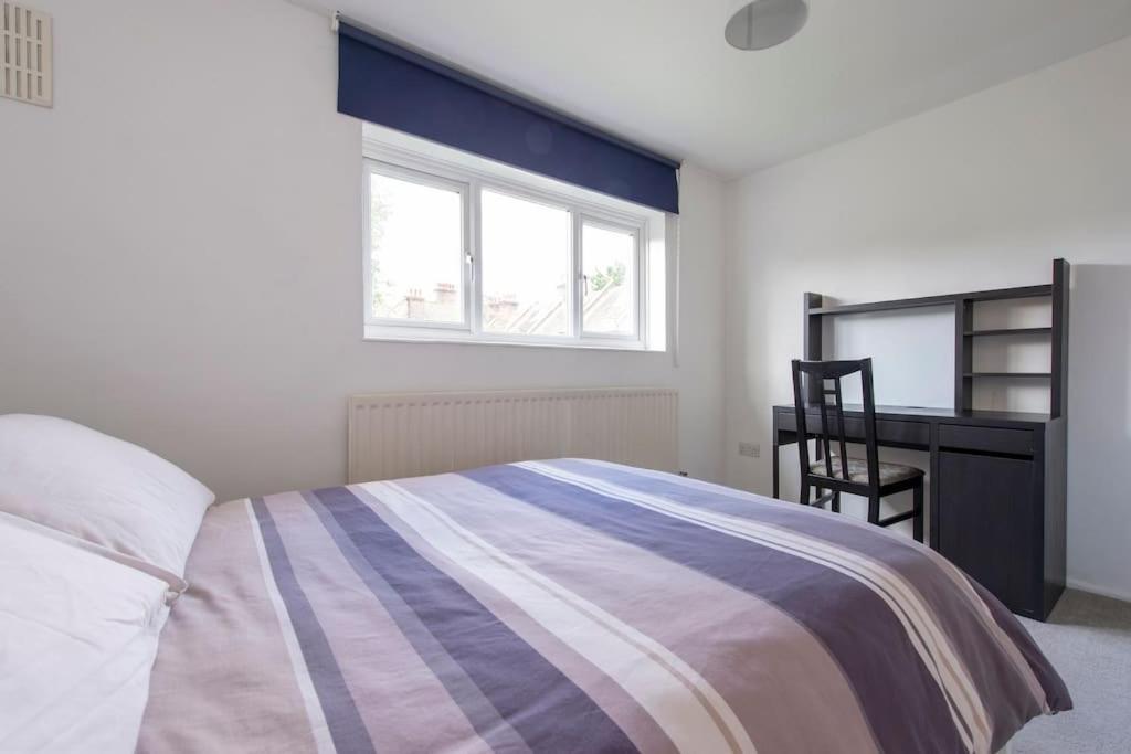 Lovely 2-Bed 15 Minutes To Central Londres Exterior foto