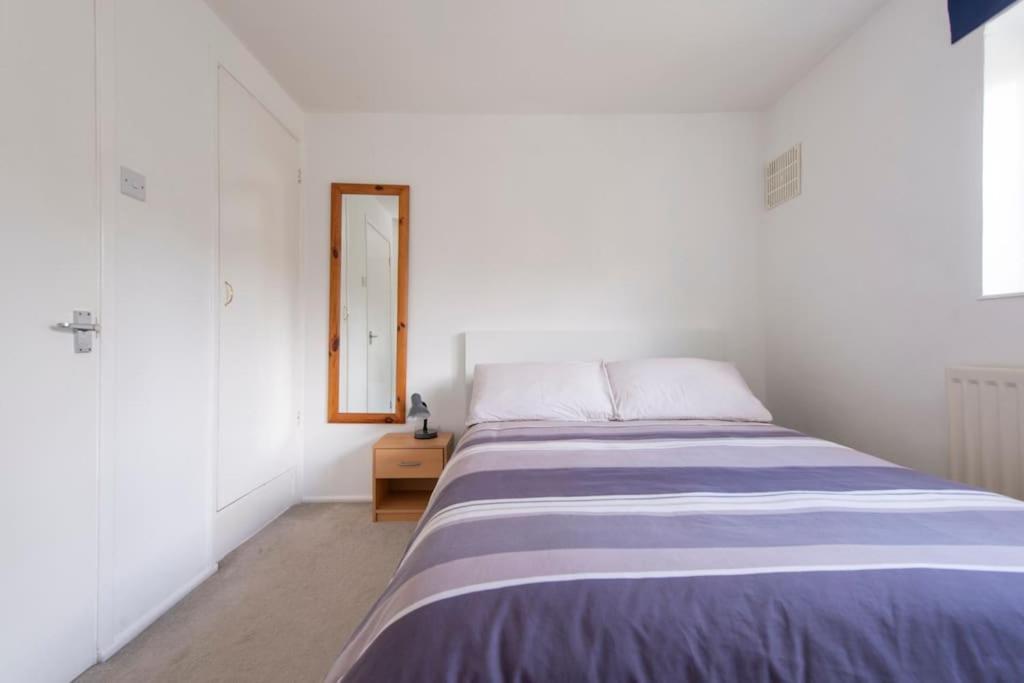 Lovely 2-Bed 15 Minutes To Central Londres Exterior foto